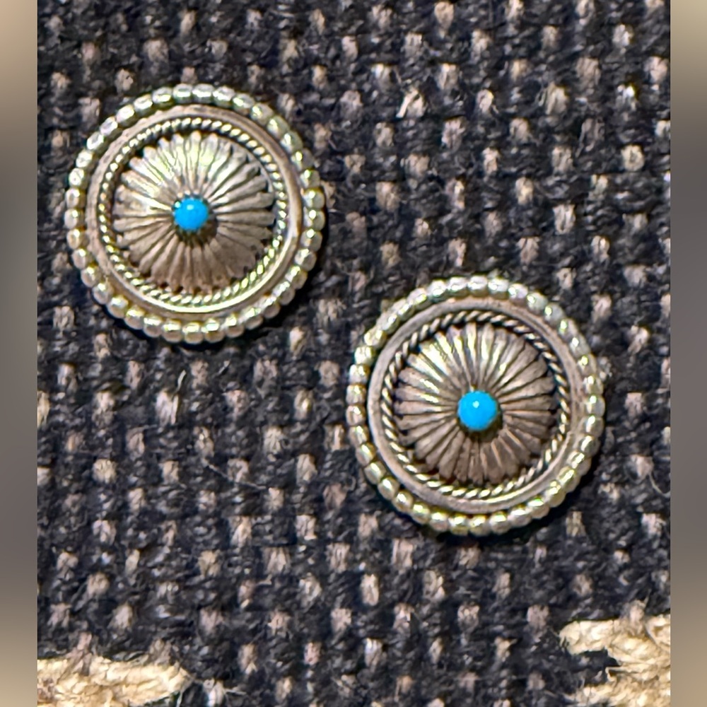 Vintage Southwestern Navajo Style Running Bear Sterling Silver Concho Earrings